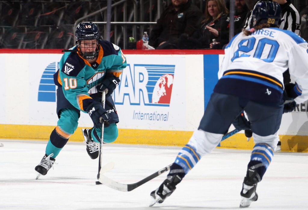 New York Siren rookie Sarah Fillier skates against Toronto.