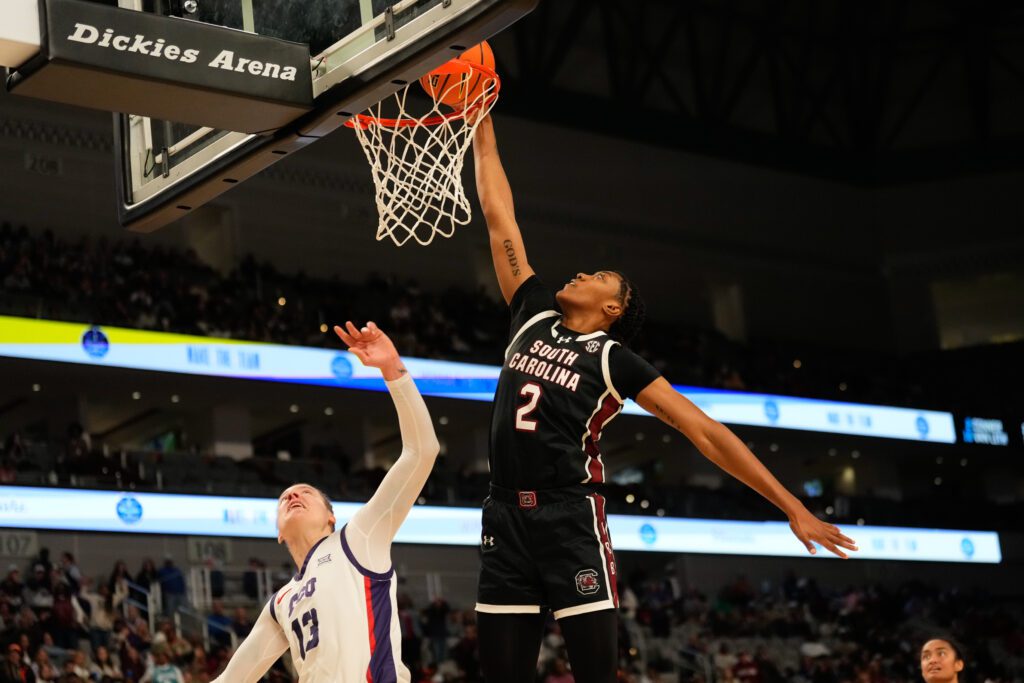 South Carolina basketball forward Ashlyn Watkins buries a dunk against TCU on Sunday.