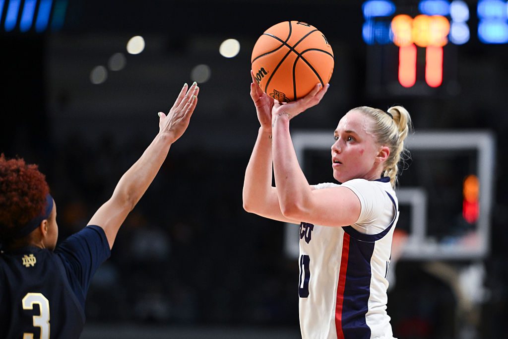 Hailey Van Lith #10 of the TCU Horned Frogs shoots the ball during the game against the Notre Dame Fighting Irish in the Sweet Sixteen round of the 2025 NCAA Women's March Madness.