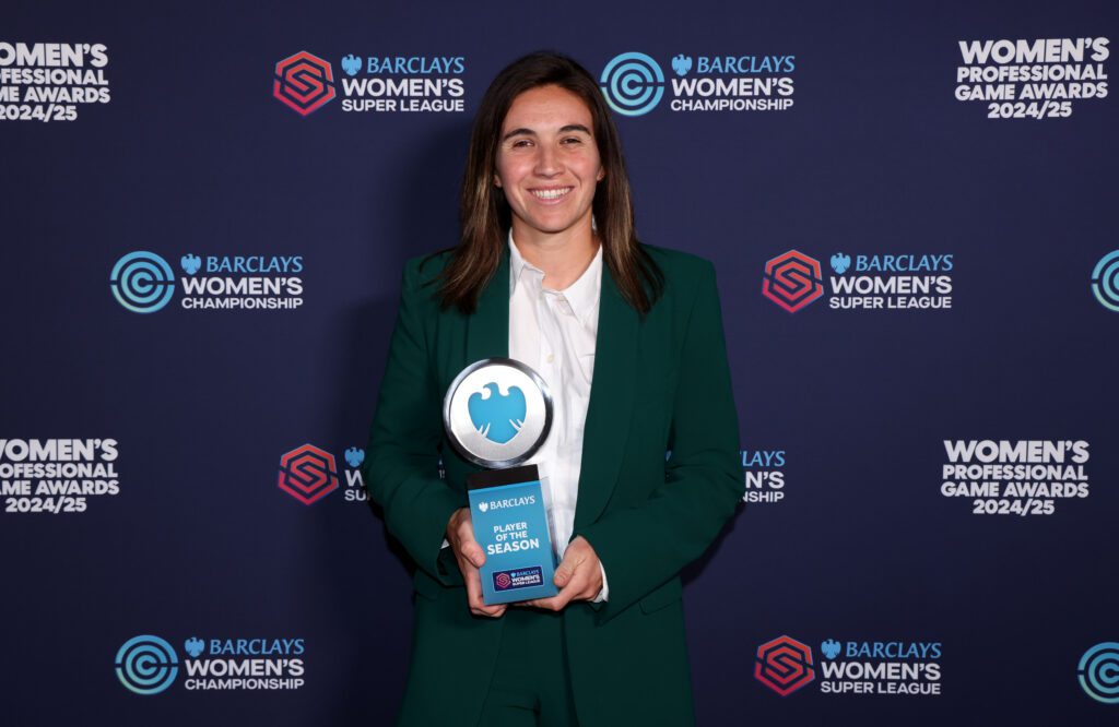Arsenal midfielder Mariona Caldentey poses with her 2024/25 WSL Player of the Season award.
