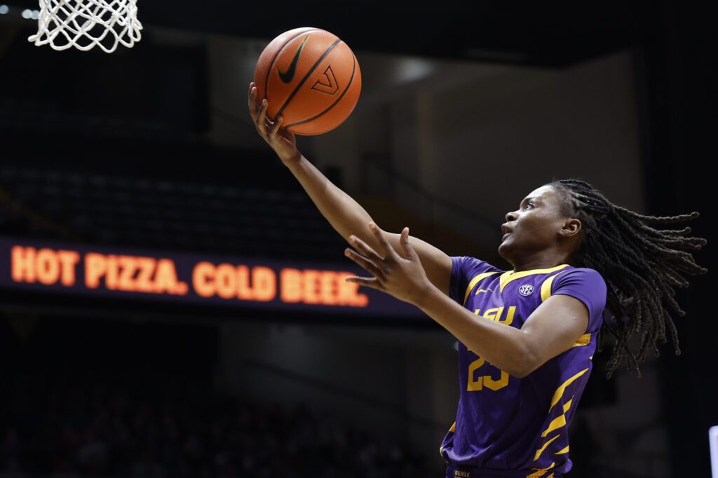 LSU junior guard MiLaysia Fulwiley lays up a shot during a 2025/26 NCAA basketball game.